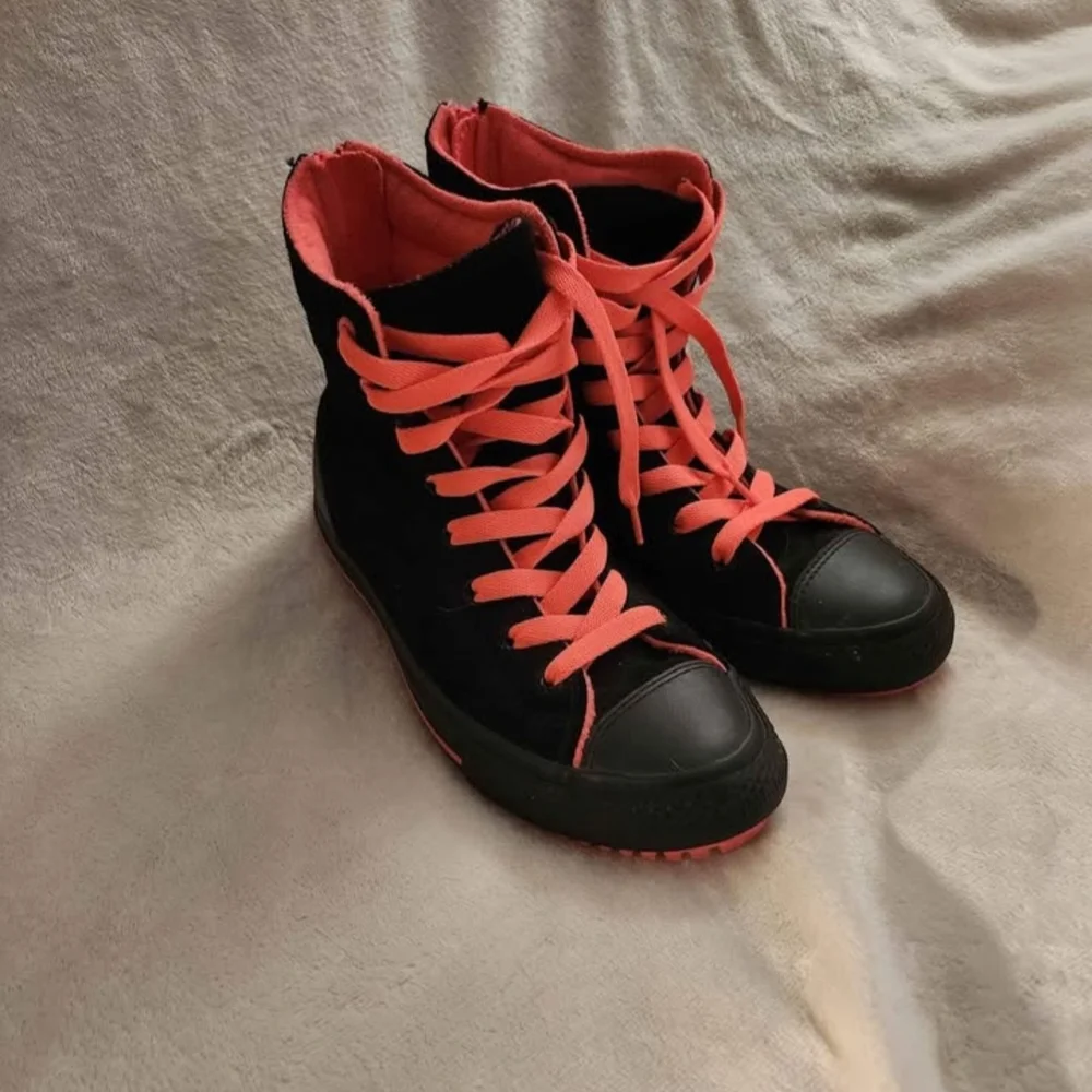 Converse Black and Pink High-Top Sneakers - Picture 2 of 2